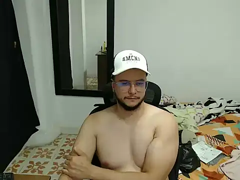 cloudsxxx online show from February 2026 10:39:01 PM