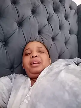 Snapshot of TangyYummyAss chatting on November 2025 07:40:02 AM TangyYummyAss online show from November 2025 07:40:02 AM