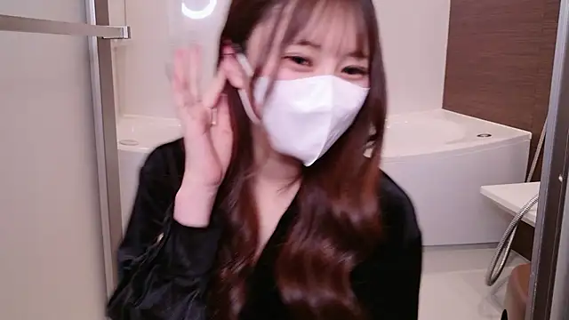 MOEMOE-Q online show from February 2026 07:20:02 PM