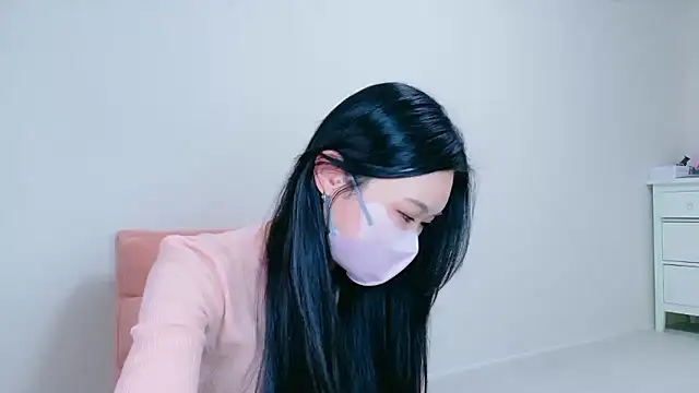 Snapshot of ramuchan_desu chatting on November 2025 02:23:02 AM ramuchan desu online show from November 2025 02:23:02 AM