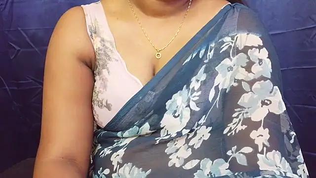 Snapshot of Pavani-Sexy chatting on June 2026 05:02:02 PM Pavani-Sexy online show from June 2026 05:02:02 PM