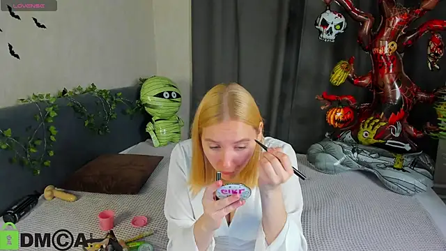 Snapshot of Anna_Chelsea chatting on October 2025 11:31:01 PM Anna Chelsea online show from October 2025 11:31:01 PM