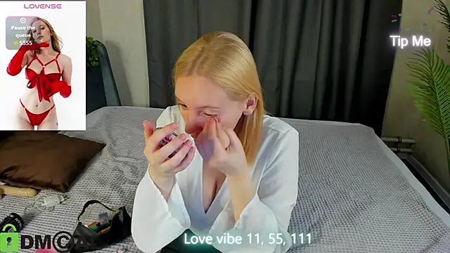 Snapshot of Anna_Chelsea chatting on November 2025 12:34:02 AM Anna Chelsea online show from November 2025 12:34:02 AM