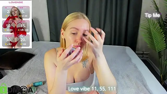 Snapshot of Anna_Chelsea chatting on November 2025 12:46:02 AM Anna Chelsea online show from November 2025 12:46:02 AM