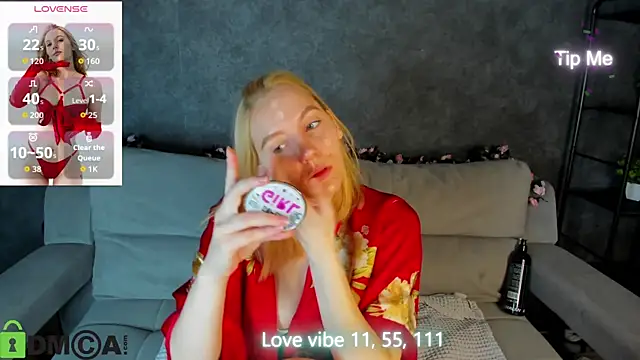 Snapshot of Anna_Chelsea chatting on November 2025 01:06:01 AM Anna Chelsea online show from November 2025 01:06:01 AM