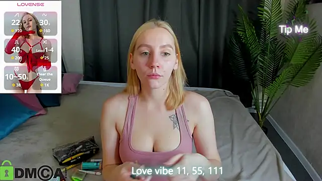 Snapshot of Anna_Chelsea chatting on November 2025 01:05:02 AM Anna Chelsea online show from November 2025 01:05:02 AM