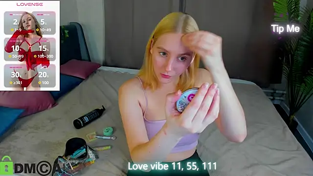 Snapshot of Anna_Chelsea chatting on November 2025 12:09:02 AM Anna Chelsea online show from November 2025 12:09:02 AM