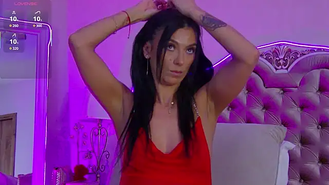 Snapshot of KinkyAmelie chatting on October 2025 05:01:01 PM KinkyAmelie online show from October 2025 05:01:01 PM