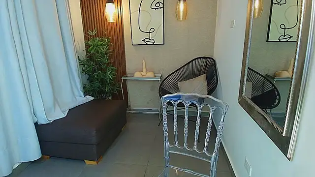 Lia Mar  online show from September 2025 06:07:01 PM