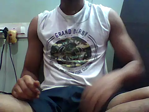 Snapshot of sunny26814 chatting on February 2026 06:50:02 PM sunny26814 online show from February 2026 06:50:02 PM