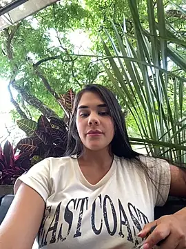 Snapshot of BellaLeclair chatting on October 2025 07:48:01 PM BellaLeclair online show from October 2025 07:48:01 PM