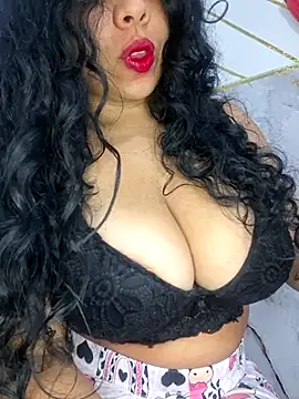 Snapshot of Yemaly_Lee chatting on April 2026 01:42:02 AM Yemaly Lee online show from April 2026 01:42:02 AM