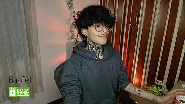 Mihail leroy online show from September 2025 02:35:02 AM