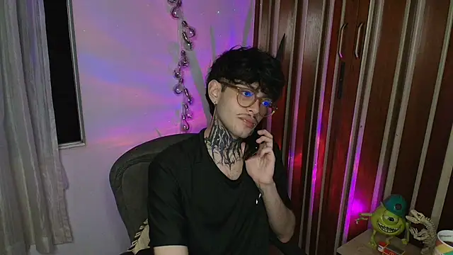 Mihail leroy online show from November 2025 01:30:02 AM