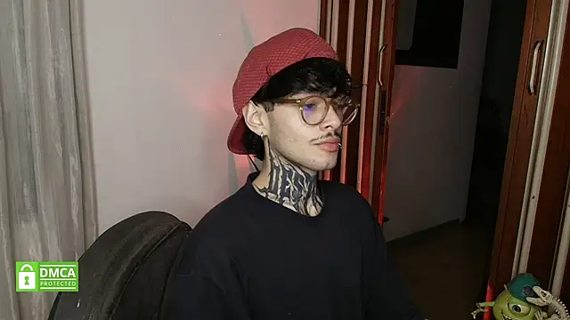 Mihail leroy online show from January 2026 02:05:02 AM