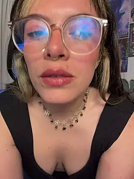 Snapshot of Katheerine chatting on February 2026 03:27:01 AM Katheerine online show from February 2026 03:27:01 AM