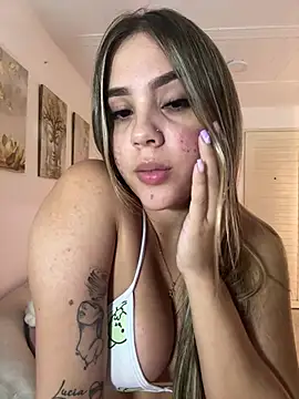 Snapshot of lucecita_g06 chatting on May 2026 05:36:01 AM lucecita g06 online show from May 2026 05:36:01 AM