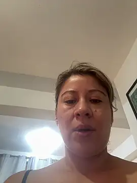 luna desiree online show from March 2026 01:04:02 PM