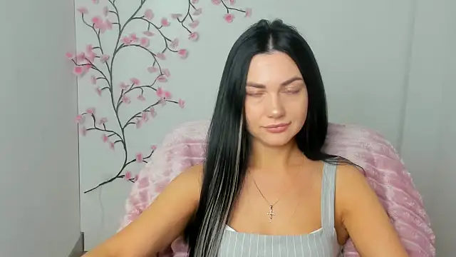 Lune Moon online show from March 2026 06:41:03 AM