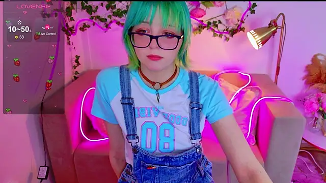 CoralineYoung online show from April 2026 07:20:02 AM