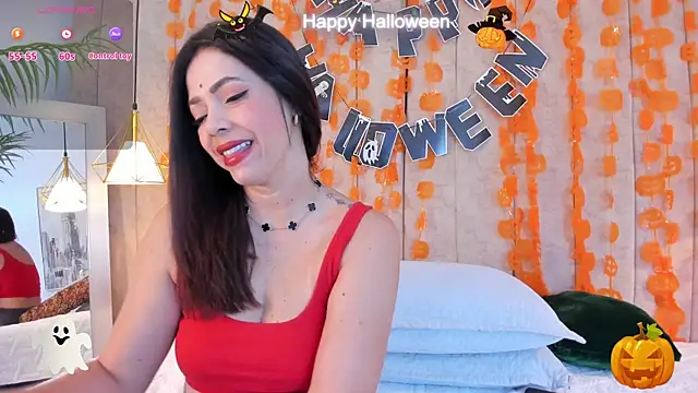 Snapshot of Anantaa_ chatting on October 2025 11:33:02 AM Anantaa online show from October 2025 11:33:02 AM