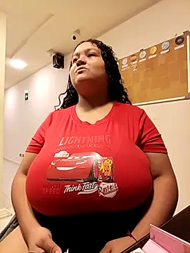 Snapshot of KITY_HILL chatting on March 2026 01:31:01 AM KITY HILL online show from March 2026 01:31:01 AM