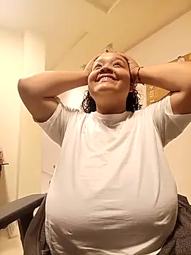 Snapshot of KITY_HILL chatting on March 2026 02:12:01 AM KITY HILL online show from March 2026 02:12:01 AM