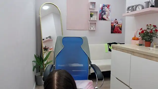 Snapshot of muriel_elvin chatting on December 2025 06:41:02 AM muriel elvin online show from December 2025 06:41:02 AM