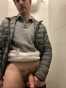 Snapshot of sasatimido chatting on April 2026 06:30:01 PM sasatimido online show from April 2026 06:30:01 PM