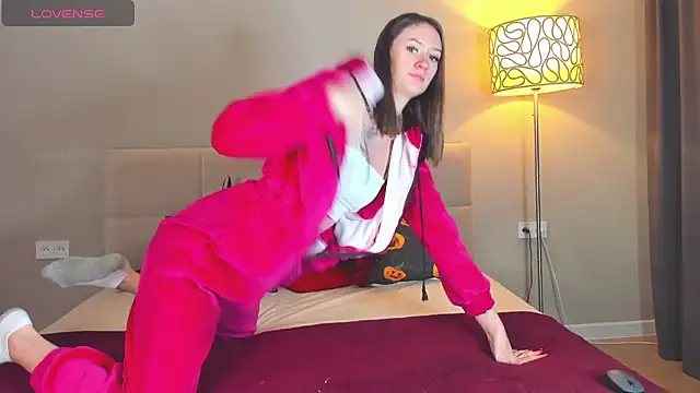 Snapshot of cutienaughtygirl chatting on November 2025 11:43:01 AM cutienaughtygirl online show from November 2025 11:43:01 AM