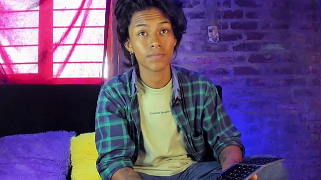 dreyk20 online show from March 2026 09:54:02 PM