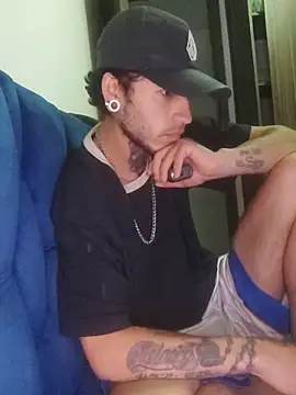 Tattoboy19cm online show from November 2025 03:09:02 AM