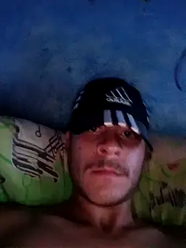 Davidg244 online show from December 2025 04:18:02 AM