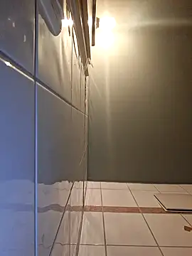 a7ex online show from December 2024 08:33:01 PM