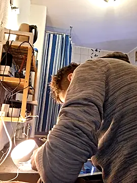 a7ex online show from January 2025 12:03:01 AM