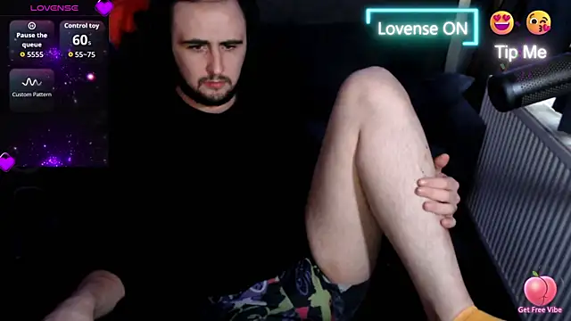 cjhouse96 online show from October 2025 12:42:02 PM