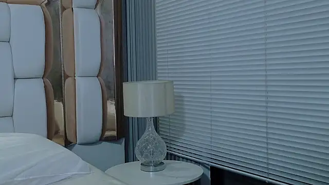 cutepetitee online show from November 2025 08:04:02 AM