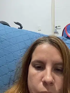 Snapshot of Lazinha18 chatting on October 2025 01:58:02 AM Lazinha18 online show from October 2025 01:58:02 AM