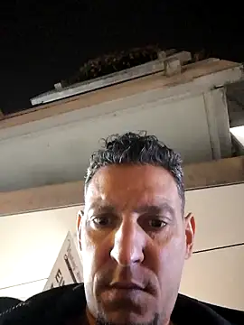 Snapshot of ARTANIS20 chatting on September 2025 10:10:02 PM ARTANIS20 online show from September 2025 10:10:02 PM