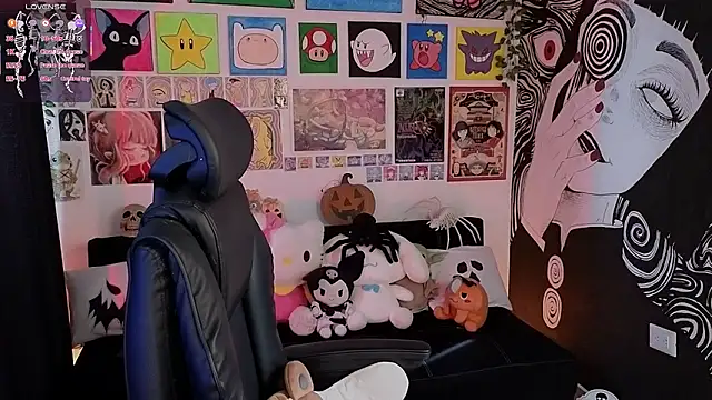 Yuhwan  online show from October 2025 07:38:02 PM