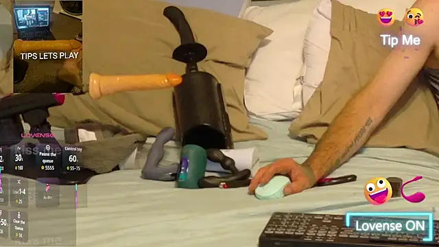 danoo84 online show from October 2025 04:01:02 AM