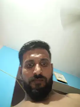 Snapshot of Trade010 chatting on November 2025 04:06:01 PM Trade010 online show from November 2025 04:06:01 PM