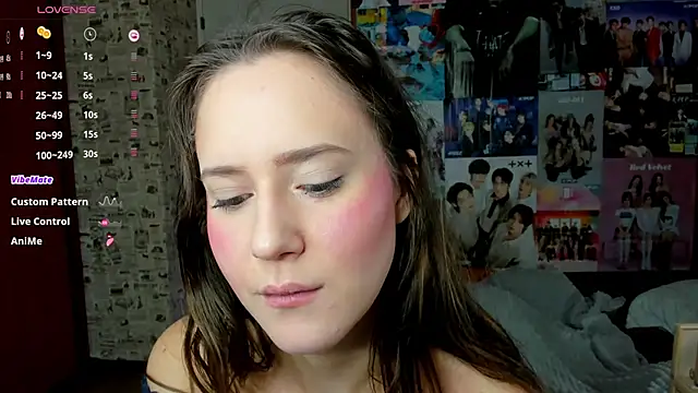 Snapshot of LucyRose3 chatting on September 2025 04:50:01 AM LucyRose3 online show from September 2025 04:50:01 AM