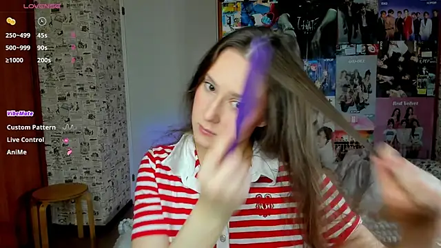 Snapshot of LucyRose3 chatting on October 2025 03:32:02 AM LucyRose3 online show from October 2025 03:32:02 AM