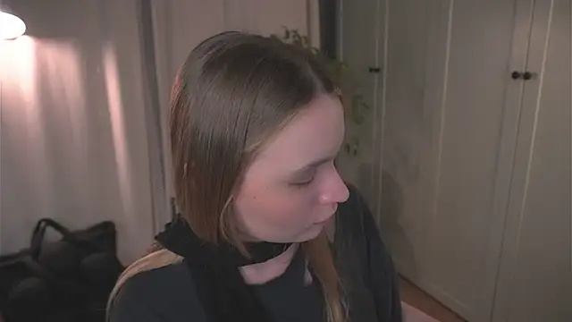 lisa schiele online show from February 2026 08:45:02 PM