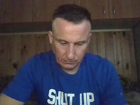 Snapshot of Maksymilian1 chatting on November 2025 08:11:02 PM Maksymilian1 online show from November 2025 08:11:02 PM