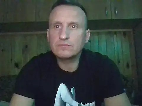 Snapshot of Maksymilian1 chatting on January 2026 04:01:01 PM Maksymilian1 online show from January 2026 04:01:01 PM