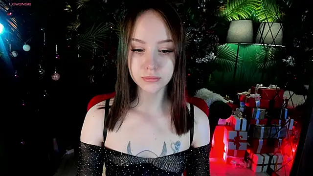 Snapshot of MarySparkle chatting on January 2026 05:12:01 AM MarySparkle online show from January 2026 05:12:01 AM