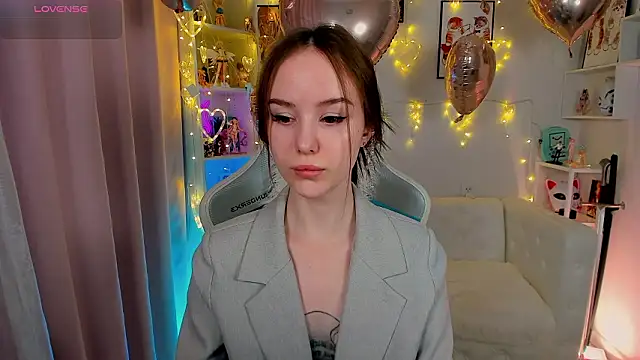 Snapshot of MarySparkle chatting on February 2026 04:39:02 AM MarySparkle online show from February 2026 04:39:02 AM