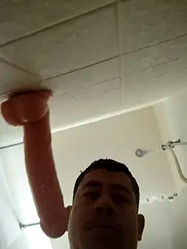 Snapshot of ModelledTread chatting on February 2026 05:04:01 AM ModelledTread online show from February 2026 05:04:01 AM